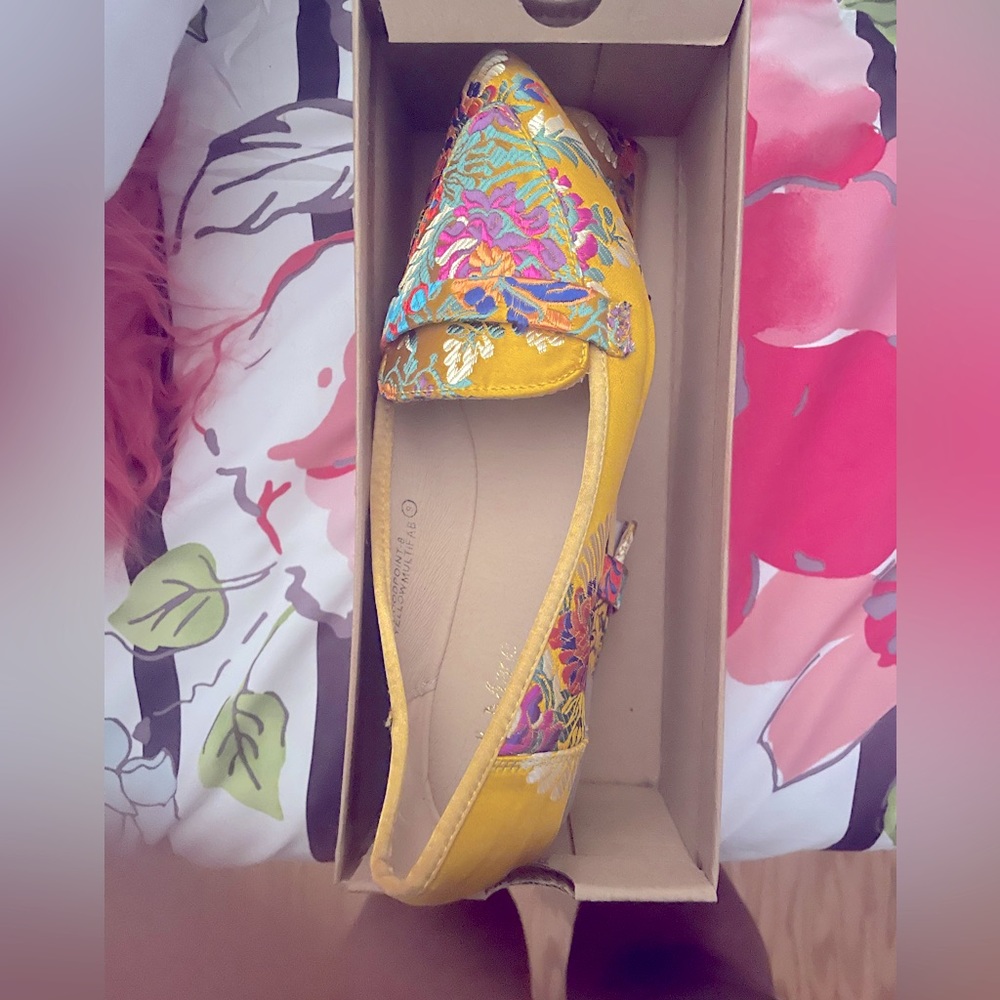 Bella Moda Loafers - Picture 2 of 4